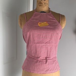 Hot dog! Tie back tank top.